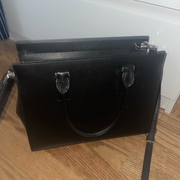 Kate Spade black pocketbook like brand new - Picture 3 of 5